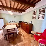 Poggiosalto In Toscana * Pienza