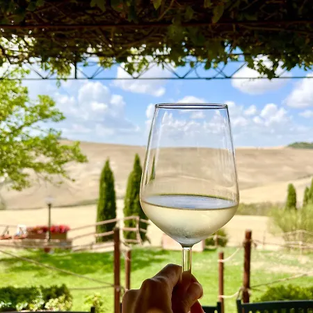 Poggiosalto In Toscana *