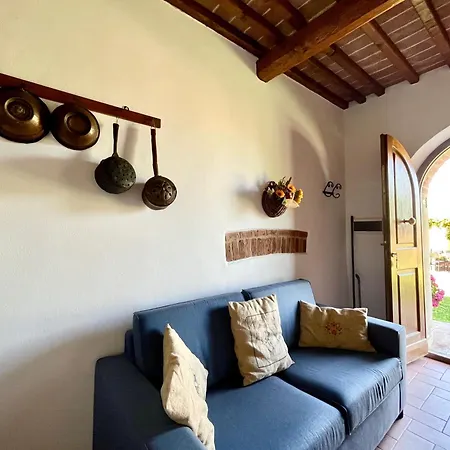 Poggiosalto In Toscana