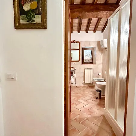 Poggiosalto In Toscana