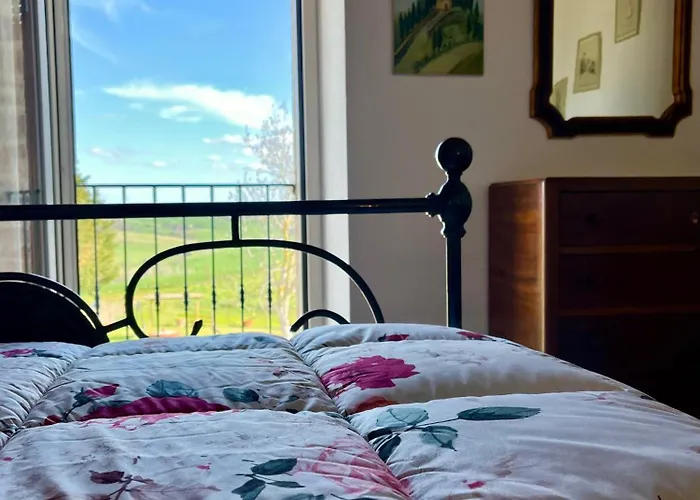 Poggiosalto In Toscana * Pienza